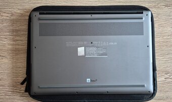 Asus Zenbook S14 OLED - 4