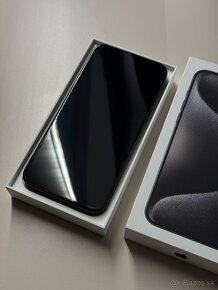 iPhone 15 Pro Max Black Titanium 256 GB - 4