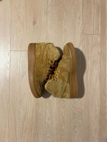 NIKE AIR FORCE 1 HIGH LV8 3 , rozmer EU/39 - 4