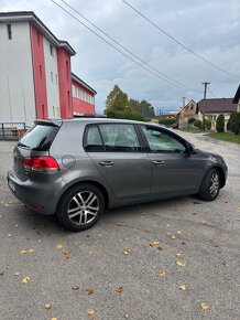 Predám VW Golf 6 1.6TDI 77kW Trendline - 4