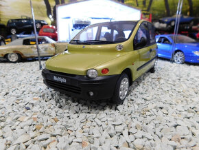 model auta Fiat Multipla Otto mobile 1:18 - 4