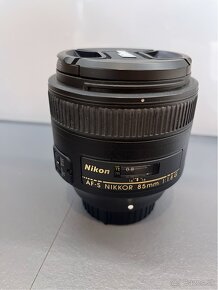 Nikon Nikkor 85mm 1.8G - 4