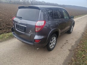 Toyota Rav4 - 4