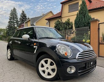 Mini Cooper D 1.6D 110ps • Facelift • edícia Seven • Black • - 4