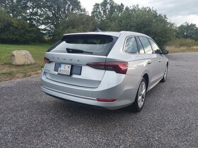 ŠKODA OCTAVIA 4 COMBI 2.0TDI 110KW DSG 2022 - 4