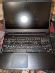 Acer Predator Triton 300 - 4