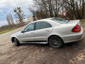 Mercedes-Benz W211 E320cdi 150kw automat - 4