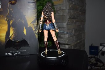 Zberatelska figurka Wonder Woman 1:10 - 4