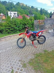 Honda CRF-250R - 4