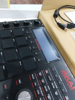 AKAI Professional MPC Studio - 4