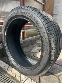 Pneumatiky Michelin R19 - Hankook R19 - 4