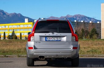 Volvo XC90 D5 AWD 7miest Automat - 4