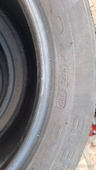 205/55R16 - 4