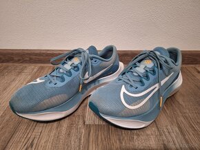 Pánske bežecké tenisky zn. Nike Zoom Fly 5 veľ.44 - 4