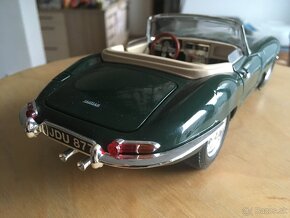 Bburago Jaguar E - Type cabrio, 1961 - 1:18 - 4