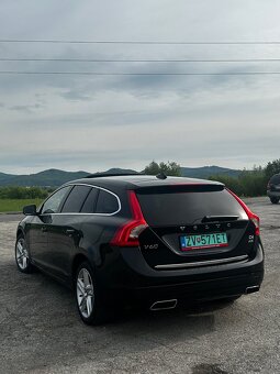 Volvo V60 D6 - 4