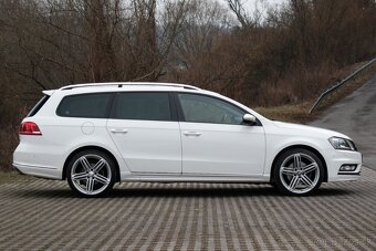 Volkswagen Passat Variant 2.0 TDI Highline 4MOTION R-Line - 4