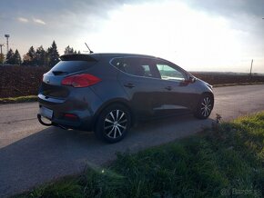 Kia Ceed 1.6 benzín Silver - 4