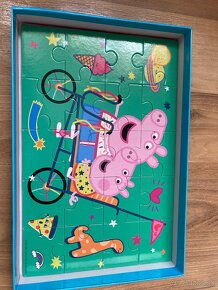 Peppa Pig 4 in 1 Puzzle Peppa Pig na kolotoči - 4