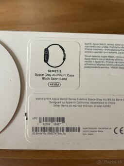 Apple Watch 5 44mm - 4