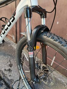 Predám celoodpružený bicykel Focus Cypress Pro veľkosť S 26“ - 4