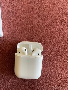 AirPods - 4