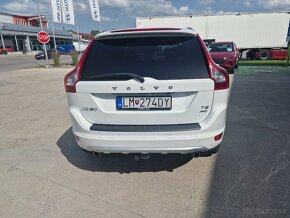 Volvo XC60 T-6 304k AWD Momentum Geartronic - 4