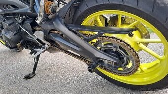 Yamaha MT09 - 4