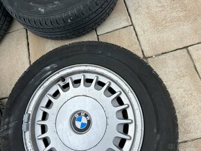 Disky BMW styling 2 - 5x120 R15 + krytky + Letne pneu - 4