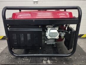 HONDA benzinovy 230V generator - 4