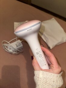 Philips Lumea IPL 7000 SC1994/00 - 4