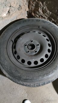 Pneumatiky 195/65R15 +plechové disky - 4