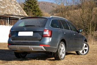 Škoda Octavia Combi 2.0 TDI Scout DSG 4x4 - 4