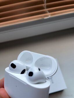 AirPods 3 (2023) - 4