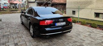 Audi A8 - 4