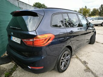 BMW 216i Gran Tourer benzín 5/2019 160t.km 7-miest - 4