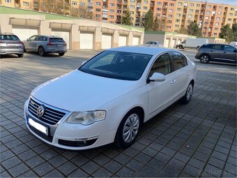 Volkswagen Passat B6 1.9TDI BlueMotion - 4