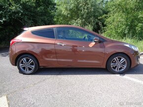 Hyundai I30 Coupe 1.6 CRDi DOHC 16V Comfort - 4