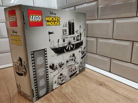 Lego 21317 steamboat willie - nove - 4