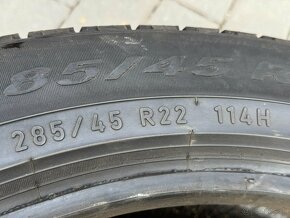 285/45 R22 114H - 4