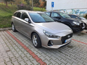 Hyundai i30 CW Kombi 1.6 CRDi 136 Style 7DCT - 4