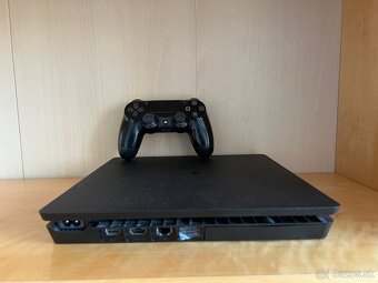 Predam Playstation 4 Slim 500GB s Controllerom - 4