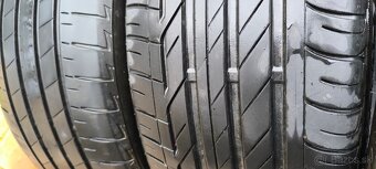 Bridgestone Turanza T005A a T001 225/45 R19 92W - 4