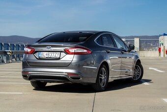 Ford Mondeo Vignale-Hybrid - 4