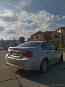 Bmw e90 320d - 4