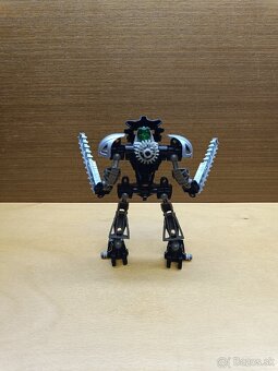 LEGO Bionicle Toa Nuva Onua (8566) - 4