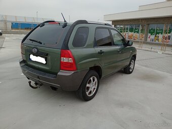 Predám Kia Sportage 4x4  2.0. diesel 83 kw rok 07/2007 - 4