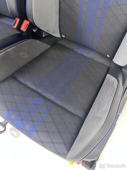 Interiér VW Golf 8 R Fabric - 4