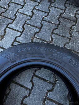 Goodyear Efficientgrip SUV 4x4 225/65/17 - 4