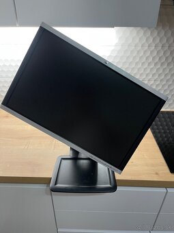 Monitor HP compaq LA2205wg - 4